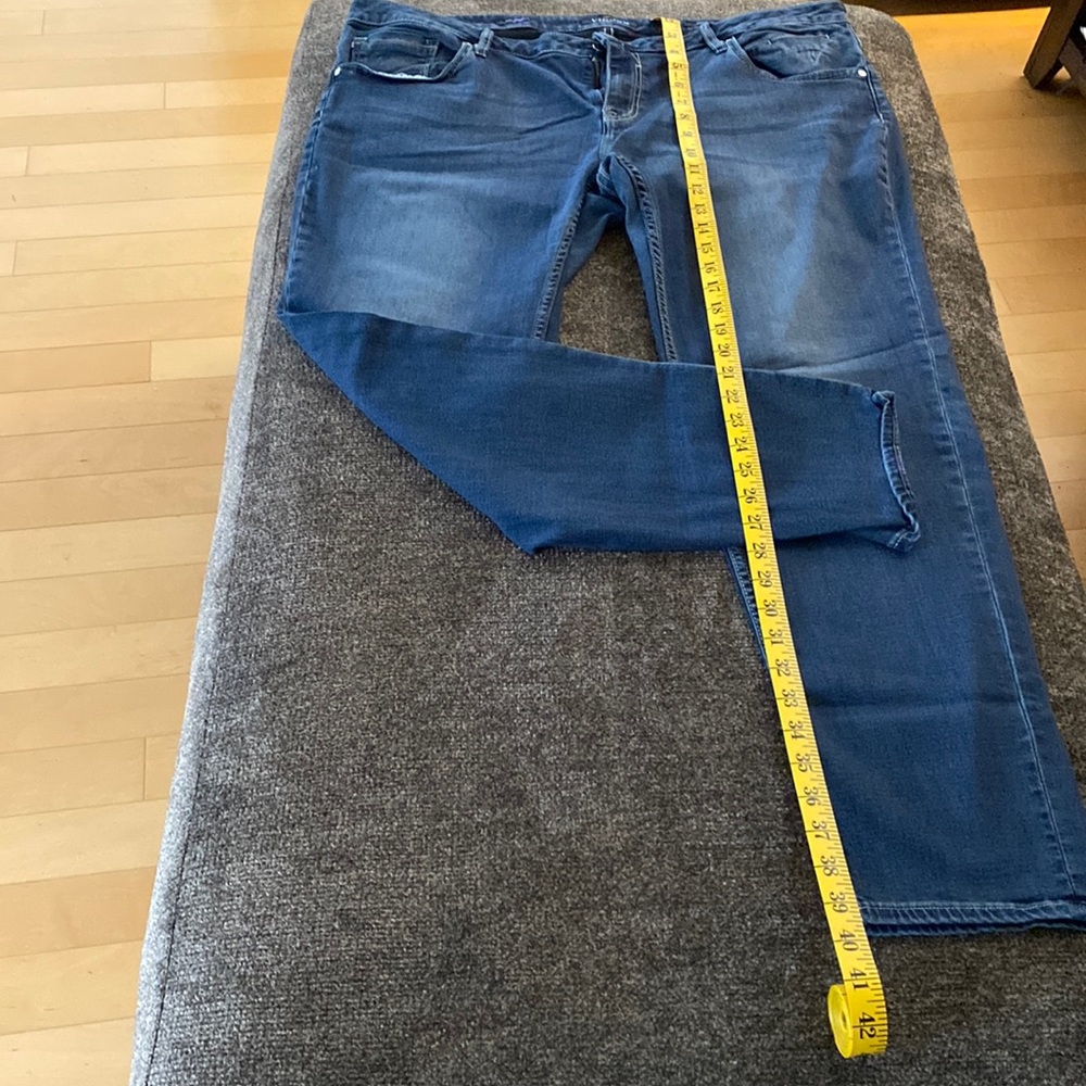 Like New! Vigoss Brand Skinny Jeans